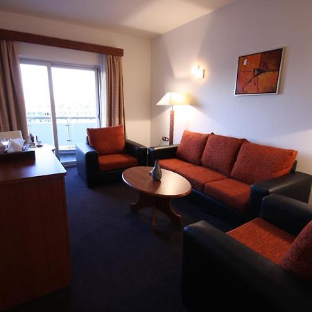 Plasma Hotel Tripoli Buitenkant foto