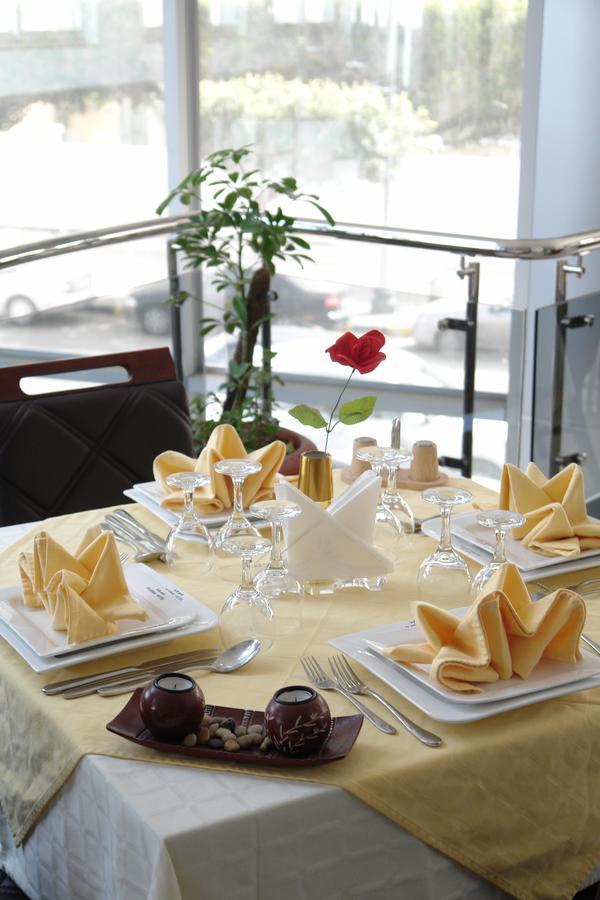 Plasma Hotel Tripoli Buitenkant foto