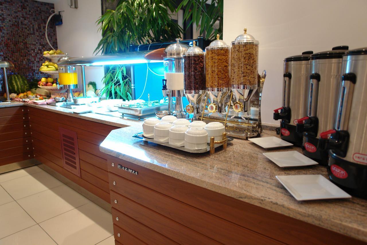 Plasma Hotel Tripoli Buitenkant foto
