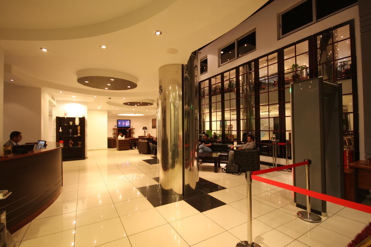 Plasma Hotel Tripoli Buitenkant foto