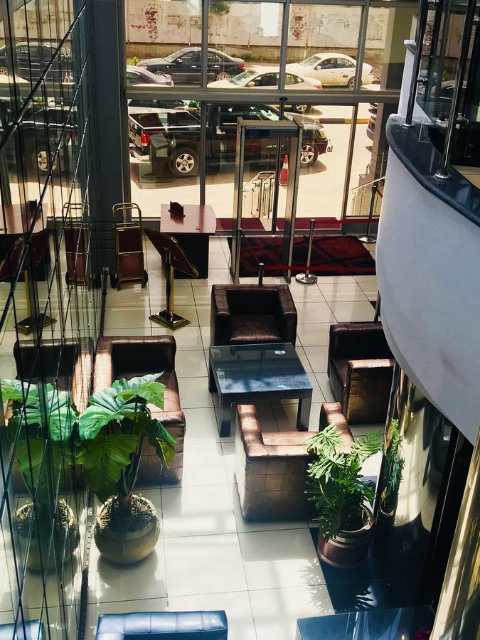 Plasma Hotel Tripoli Buitenkant foto